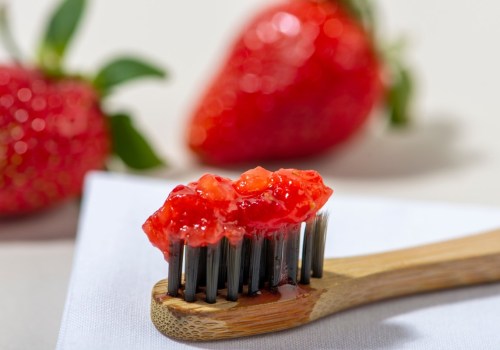 How to Whiten Teeth with a Strawberry and Baking Soda Paste